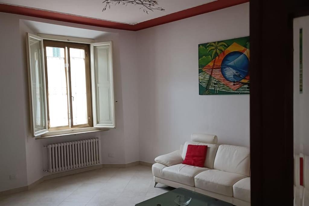 Casa Giafer Apt Luminoso Spazioso Ben Localizzato Florence Buitenkant foto
